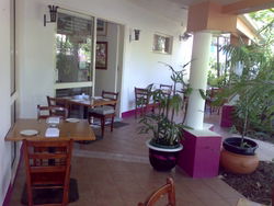 Clifton Capers Bar & Grill - Tourism Adelaide 2