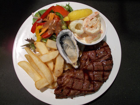 Berserker Tavern - Tourism Adelaide 1