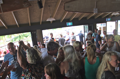 Crescent Head Tavern - Tourism Adelaide 1