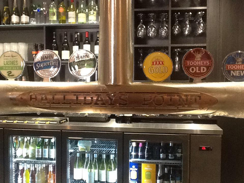 Hallidays Point Tavern - Tourism Adelaide 0