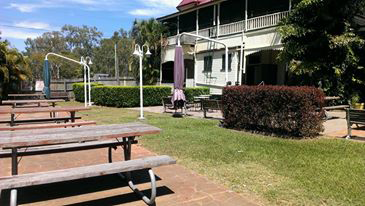 Lakes Creek Hotel - Tourism Adelaide 3