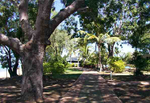 Mandorah Beach Hotel - Tourism Adelaide 3