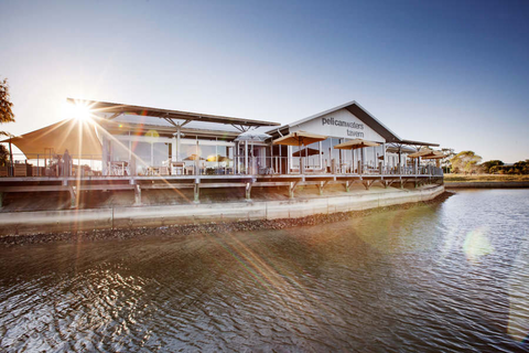 Pelican Waters Tavern - Tourism Adelaide 3