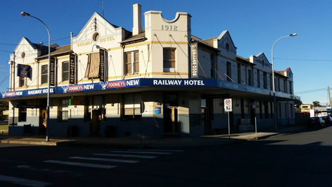 Railway Hotel - Tourism Adelaide 1