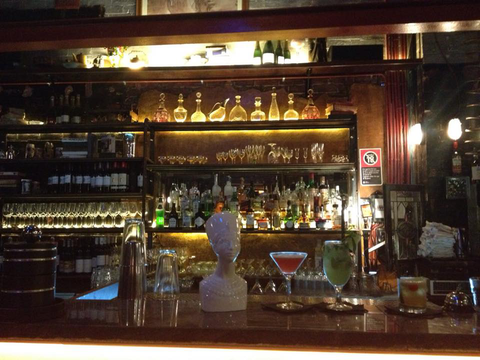 Red Baron's Lounge Bar - Tourism Adelaide 1