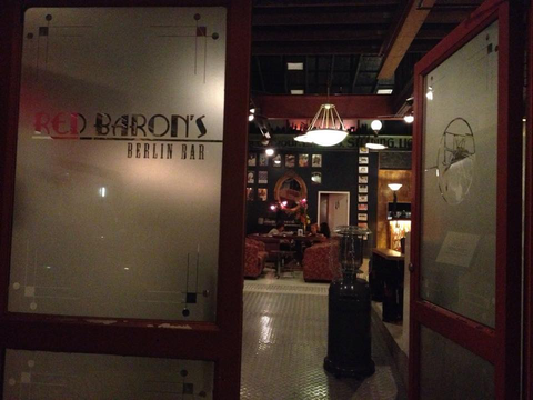 Red Baron's Lounge Bar - Tourism Adelaide 3