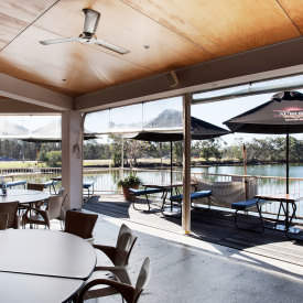 Waterfront Hotel - Tourism Adelaide 2