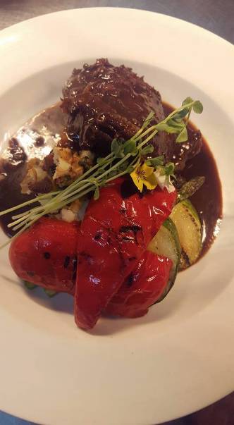 Woods And Irons Restaurant @ The Moranbah Golf Club - Tourism Adelaide 0