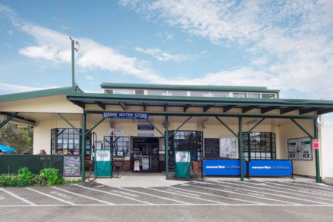 Minnie Water Store - Tourism Adelaide 3
