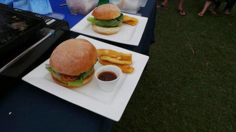Bushland Beach Tavern - Tourism Adelaide 0