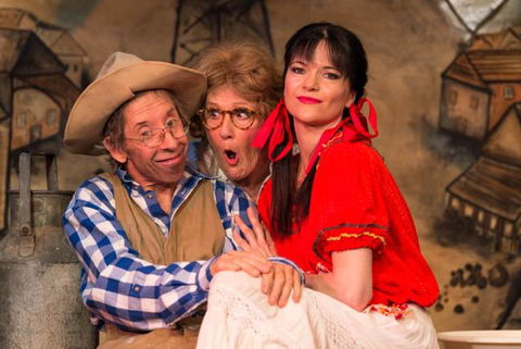 Footlights Theatre Restaurant - Tourism Adelaide 4