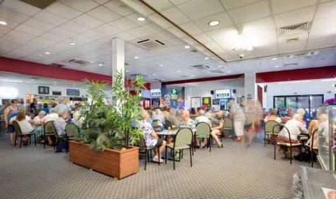 Taree Leagues Sports Club - Tourism Adelaide 3