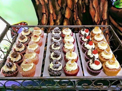 Heaven Leigh Cupcakes - Tourism Adelaide 3