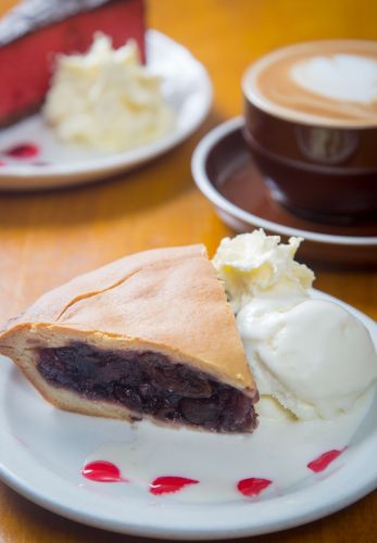 Andy’s Cherry Pie Cafe - Tourism Adelaide 1