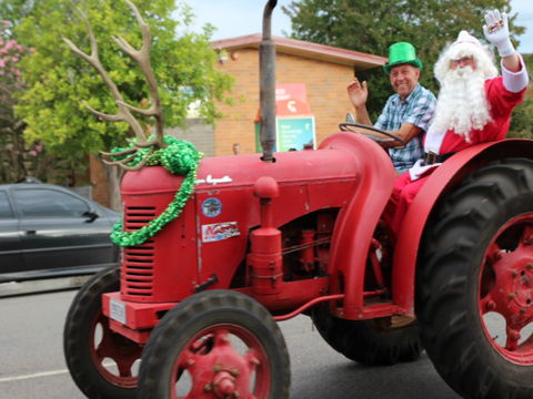 Dowling Street Christmas Party - Tourism Adelaide 1