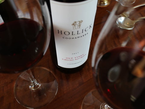 FOUR & TWENTY BLACKBIRDS - Tourism Adelaide 2