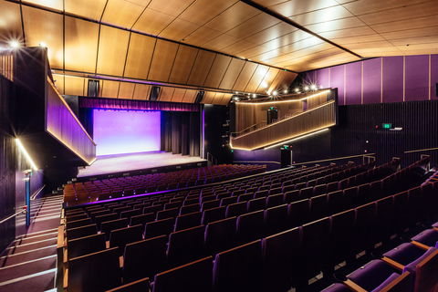 Herman's Hermits With Special Guest Mike Pender - The Six O'Clock Hop - Tourism Adelaide 1