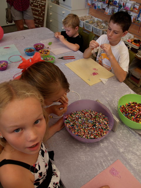 School Holiday One Hour Beading Workshops - Tourism Adelaide 1
