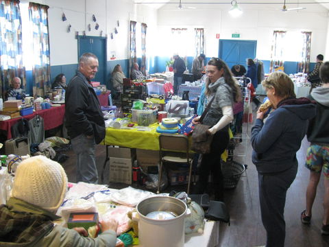 Trash And Treasure At East Kurrajong - Tourism Adelaide 2