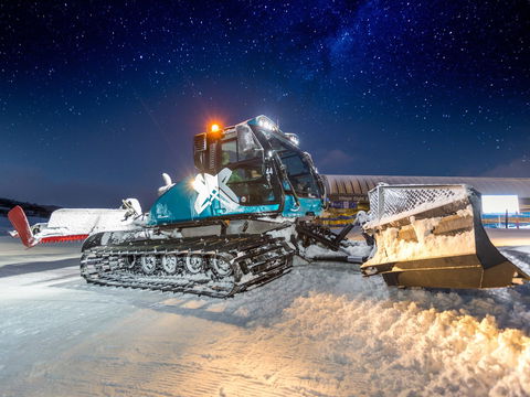 Groomer Tours At Perisher - Tourism Adelaide 4