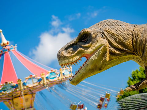 Mega Creatures At Hunter Valley Gardens - Postponed - Tourism Adelaide 0