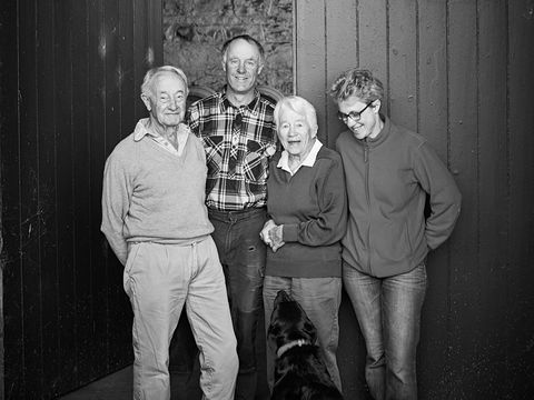 Wine & Stories - Chateau Yering X Yeringberg - Tourism Adelaide 0