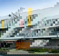 Mawson Lakes Hotel  Function Centre - Tourism Adelaide