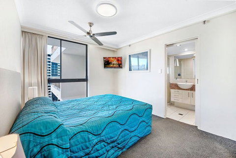ULTIQA Beach Haven At Broadbeach - Tourism Adelaide 6
