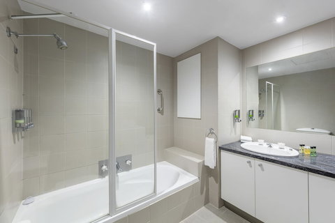 Riverside Apartments Melbourne - Tourism Adelaide 2