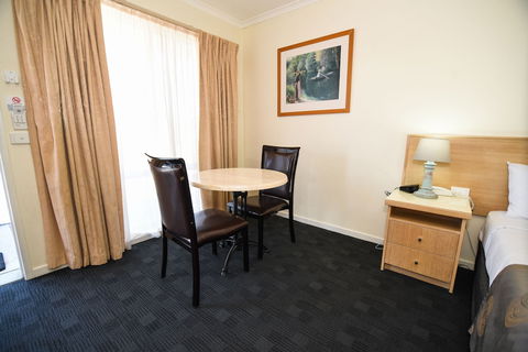 Sandown Heritage Motel - Tourism Adelaide 4