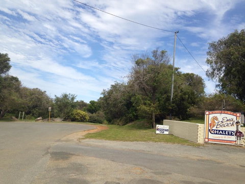 Emu Beach Chalets - Tourism Adelaide 2