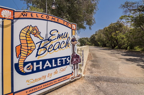 Emu Beach Chalets - Tourism Adelaide 1