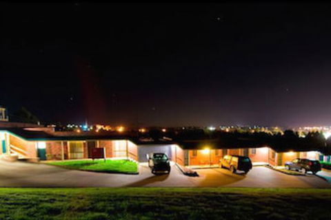Warragul Views Motor Inn - Tourism Adelaide 0