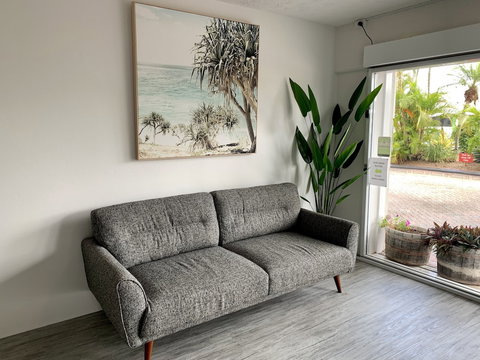 Outrigger Burleigh - Tourism Adelaide 5