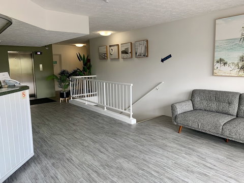 Outrigger Burleigh - Tourism Adelaide 0