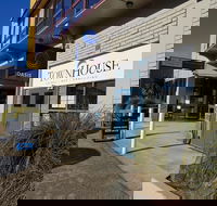 Burnie Central Townhouse Hotel