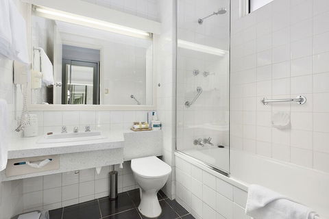 Beachfront Voyager Motor Inn - Tourism Adelaide 7