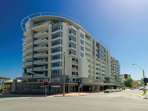 Adina Apartment Hotel Wollongong - Tourism Adelaide 1