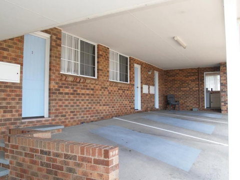 Kinross Inn - Tourism Adelaide 4