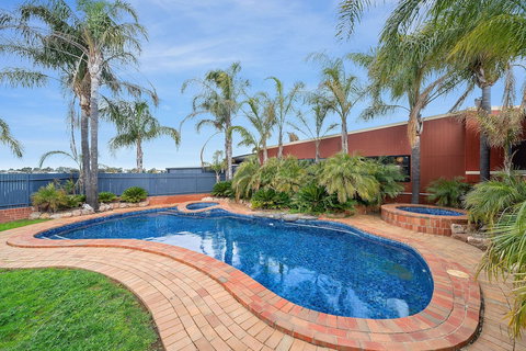 Comfort Inn Peppermill - Tourism Adelaide 3