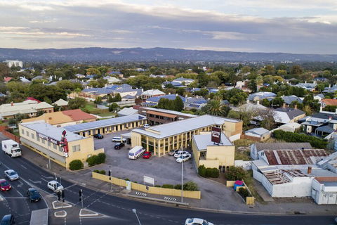 Scottys Motel - Tourism Adelaide 2