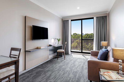 Oaks Sydney North Ryde Suites - Tourism Adelaide 6