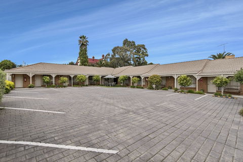 Bendigo Golden Square Motor Inn - Tourism Adelaide 0