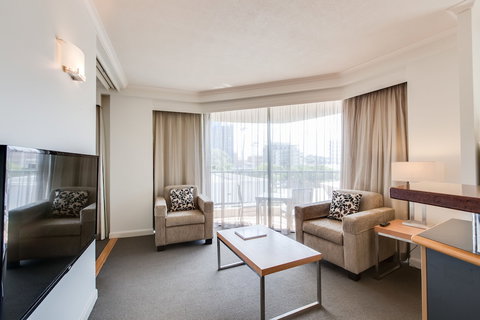 Central Cosmo Apartments - Tourism Adelaide 6