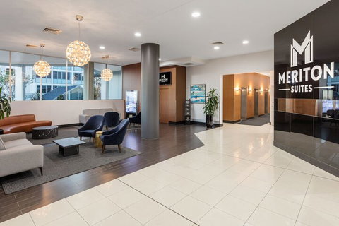 Meriton Suites Bondi Junction - Tourism Adelaide 5
