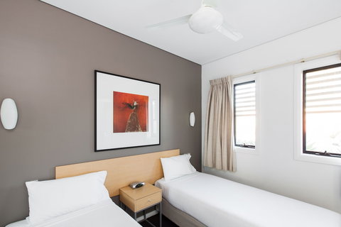 Majestic Oasis Apartments - Tourism Adelaide 5