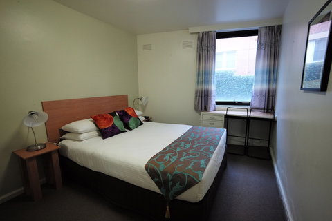 Albert Heights Serviced Apartments - Tourism Adelaide 6