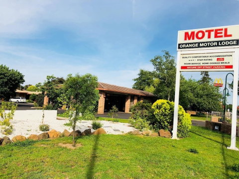 Orange Motor Lodge - Tourism Adelaide 0