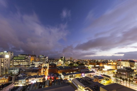 Oaks Adelaide Horizons Suites - Tourism Adelaide 0
