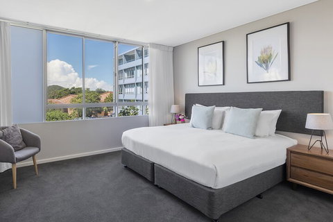 Oaks Nelson Bay Lure Suites - Tourism Adelaide 2